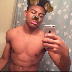 Meet your Posher, Desmond